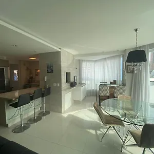 Espacoso E Aconchegante Balneário Camboriú